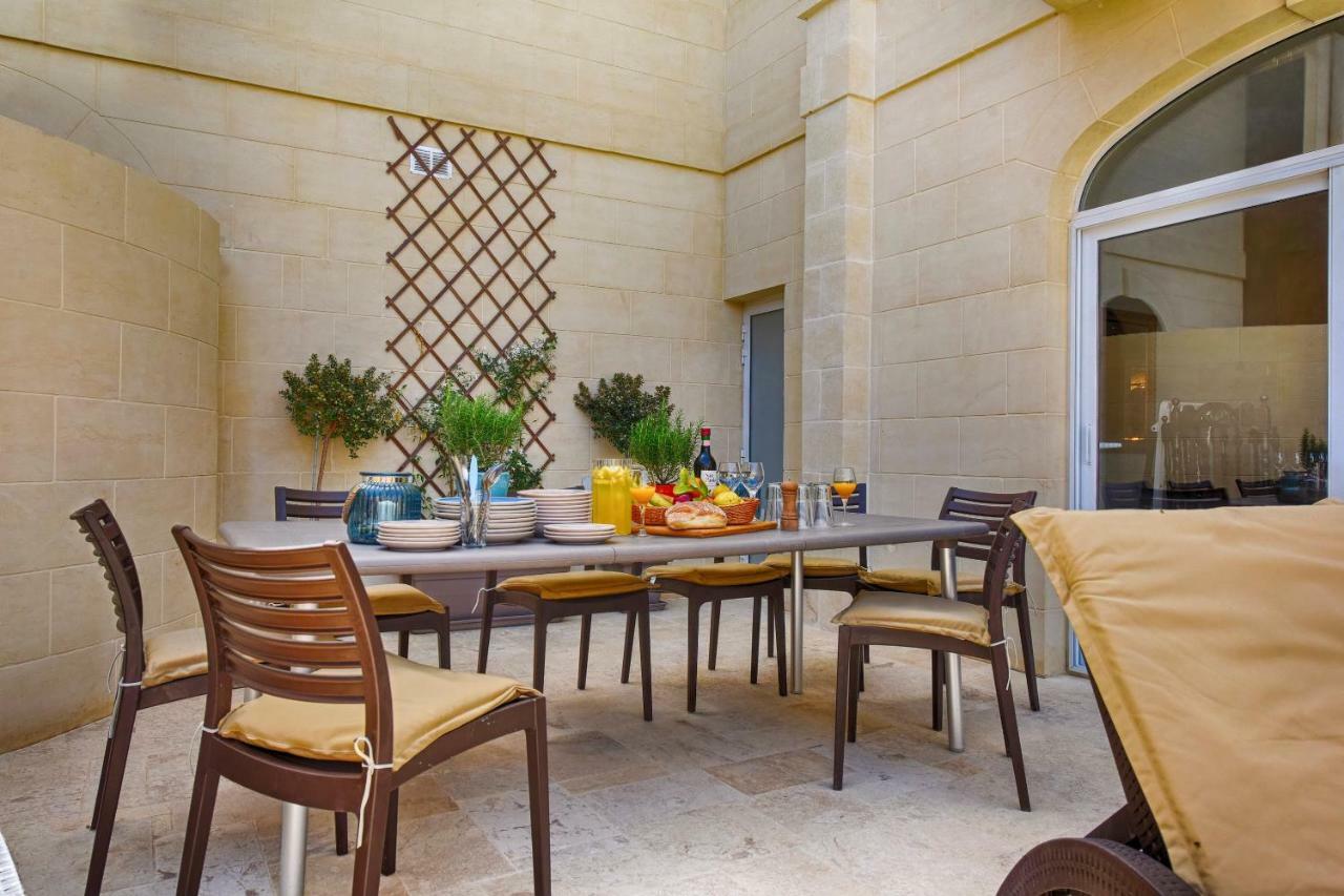 GħarbAldo House别墅 外观 照片